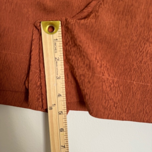 Athleta Women's Echo Short Burnt Orange active workout outdoors 5 inch Size 14 - Picture 10 of 10